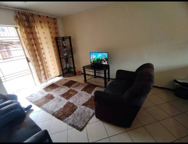 3 BEDROOM APARTMENT FOR SALE IN KARENPARK